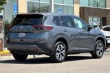 Used 2022 Nissan Rogue SV image 4