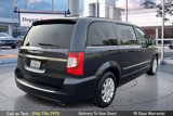 Used 2014 Chrysler Town & Country Touring image 5