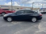 Used 2016 Toyota Camry LE image 3