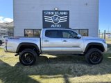 Used 2022 Toyota Tacoma TRD Off-Road image 3