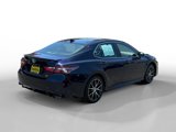 Used 2022 Toyota Camry SE image 5
