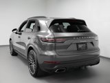 Certified 2022 Porsche Cayenne E-Hybrid image 3