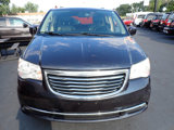 Used 2014 Chrysler Town & Country Touring image 2