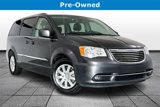 Used 2016 Chrysler Town & Country Touring image 2