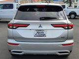 Used 2023 Mitsubishi Outlander SE image 4