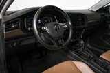 Used 2019 Volkswagen Jetta SEL Premium image 4