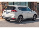 Used 2017 Nissan Rogue SL image 3