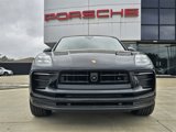 Certified 2024 Porsche Macan image 3