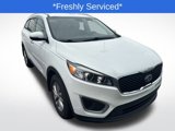Used 2017 Kia Sorento LX image 2