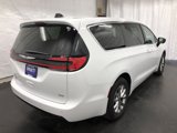 Used 2024 Chrysler Pacifica Touring-L w/ Uconnect Theater Family Group image 4