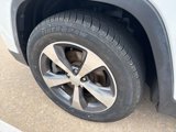 Used 2019 Jeep Cherokee Limited w/ Luxury Group image 2