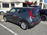 Used 2022 Kia Soul LX w/ Technology Package image 3