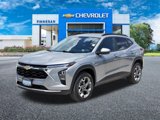Used 2024 Chevrolet Trax LT w/ Driver Confidence Package image 3