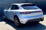 Certified 2025 Porsche Macan image 3