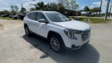 Certified 2024 GMC Terrain SLT image 2