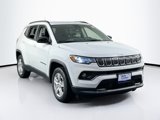Used 2022 Jeep Compass Latitude image 3