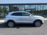 Used 2017 Lincoln MKC Select w/ Select Plus Package image 2
