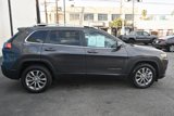 Used 2021 Jeep Cherokee Latitude Lux image 2