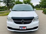 Used 2016 Dodge Grand Caravan SXT image 2