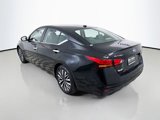 Used 2023 Nissan Altima 2.5 SV image 5