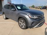 Used 2021 Volkswagen Atlas SE w/ Panoramic Sunroof Package image 2