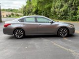 Used 2016 Nissan Altima 2.5 SV w/ Convenience Package image 4