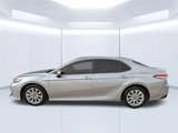 Used 2018 Toyota Camry LE image 4