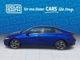 Used 2025 Hyundai Elantra Limited image 2