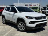 New 2025 Jeep Compass Latitude image 2