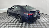 Used 2022 Toyota Camry SE image 6