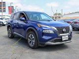 Used 2023 Nissan Rogue SV image 2
