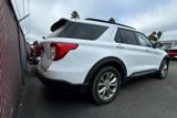 Used 2020 Ford Explorer XLT w/ Equipment Group 202A image 3