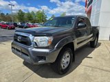 Used 2014 Toyota Tacoma 4x4 Access Cab image 3