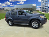 Used 2010 Nissan Pathfinder SE image 5