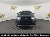 Used 2018 Toyota Highlander SE image 3