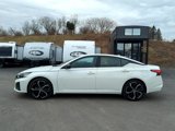 Used 2023 Nissan Altima 2.5 SR image 2