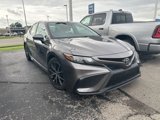 Used 2021 Toyota Camry SE image 3