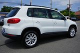 Used 2017 Volkswagen Tiguan Limited w/ Premium Package image 5
