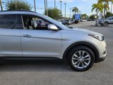 Used 2017 Hyundai Santa Fe Sport 2.0T image 2