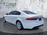 Used 2016 Jaguar XF Premium image 5