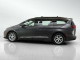 Used 2017 Chrysler Pacifica Touring-L Plus image 2