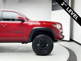 Used 2022 Toyota Tacoma TRD Off-Road image 3