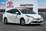 Used 2022 Toyota Prius LE image 2