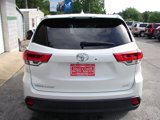 Used 2017 Toyota Highlander XLE image 4