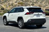 Used 2021 Toyota RAV4 XLE Premium image 6