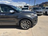 Used 2018 Ford Explorer Platinum image 4