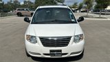Used 2005 Chrysler Town & Country Touring w/ Leather Interior Group image 2