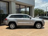 Used 2021 Jeep Grand Cherokee Laredo image 2