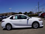 Used 2018 Toyota Camry LE image 4