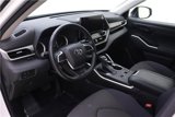 Used 2023 Toyota Highlander L image 3